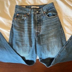 Levi jeans